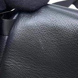 Louis Vuitton Noir Taiga Leather Discovery Backpack