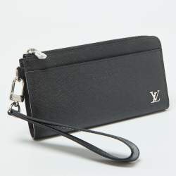 Louis Vuitton Black Leather Taiga Zippy Dragonne Wallet
