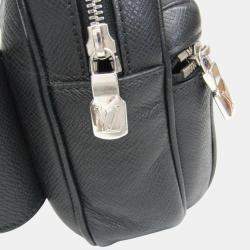 Louis Vuitton Black Leather Taiga Bumbag 