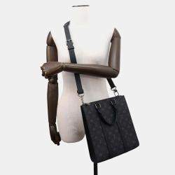 Louis Vuitton Noir Monogram Eclipse Sac Plat Bag