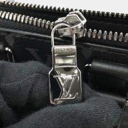 Louis Vuitton Noir Monogram Eclipse Sac Plat Bag