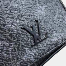 Louis Vuitton District Nv2 Noir Monogram Eclipse Size Pm