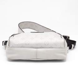 مملوكة مسبقًا Louis Vuitton Antarctica Taigarama Monogram Outdoor Messenger PM Bag