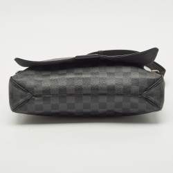 Louis Vuitton Damier Ebene Canvas District MM Bag