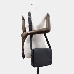 Louis Vuitton Black Taiga Leather District PM Shoulder Bag