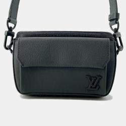 Louis Vuitton Noir Leather Pilot Wearable Wallet 