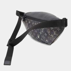 Louis Vuitton Discovery Bumbag Noir Monogram / Galaxy