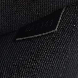 مملوكة مسبقًا Louis Vuitton Black Taiga Leather Andrei Messenger Bag