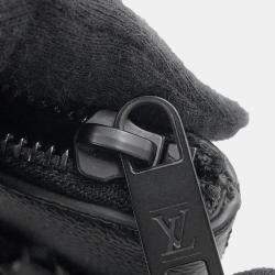 Louis Vuitton Take Off Pouch Noir Grain Leather