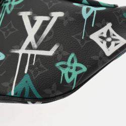 Louis Vuitton Monogram Eclipse Discovery Bum Bag Pm Graffiti Design Black Canvas Body