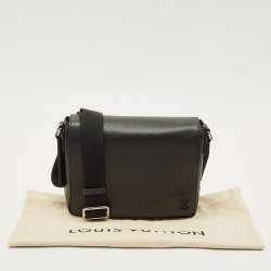 Louis Vuitton Black Taiga Leather District PM Bag