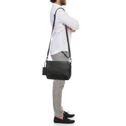 Pre Owned Louis Vuitton Black Aerogram Leather Takeoff Messenger Bag