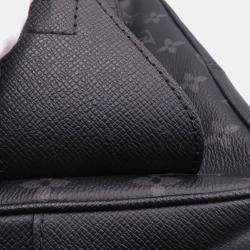 Louis Vuitton Bumbag / Outdoor Noir Monogram Eclipse Taiga Leather