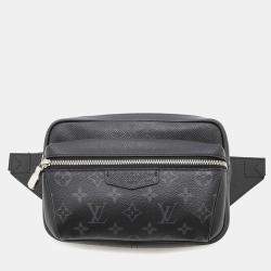 Louis Vuitton Bumbag / Outdoor Noir Monogram Eclipse Taiga Leather
