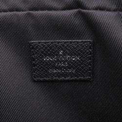 Louis Vuitton Bumbag / Outdoor Noir Monogram Eclipse Taiga Leather
