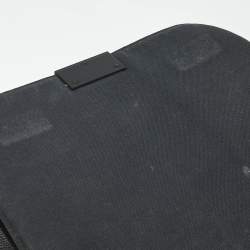 مملوكة مسبقًا حقيبة لويس فيتون ديستريكت قماش داميير جرافيت PM