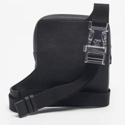 مملوكة مسبقًا Louis Vuitton Black Puffer Leather Asymmetrical Sling Bag