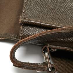 Pre Owned Louis Vuitton Grizzli Taiga Leather Andrei Messenger Bag