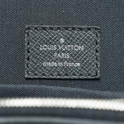 مملوكة مسبقًا حقيبة ماسنجر لوي فيتون جريزلي أليكسي جلد تايغا 