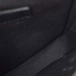 مملوكة مسبقًا حقيبة محفظة قابلة للارتداء رأسياً لوي فيتون جلد توريلون أسود ومونوغرام بقفل S