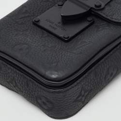 مملوكة مسبقًا حقيبة محفظة قابلة للارتداء رأسياً لوي فيتون جلد توريلون أسود ومونوغرام بقفل S