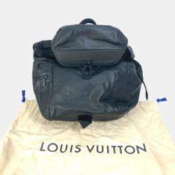 مملوكة مسبقًا حقيبة ظهر لويس فويتون ديسكفري جلد مونوغرام شادو باللون الأسود M43680