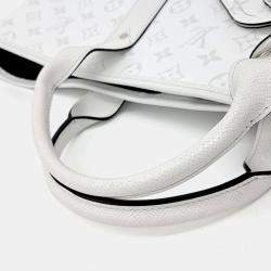 Pre Owned Louis Vuitton White Coated canvas Taigarama Weekend Tote NM