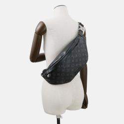Pre Owned Louis Vuitton Discovery Bumbag Noir Monogram Eclipse