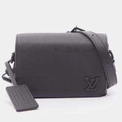 Pre Owned Louis Vuitton Fastline Wearable Wallet Shoulder Bag In Leather With Aerogram Pattern Black