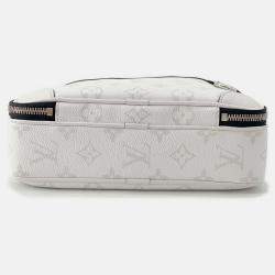 Pre Owned Louis Vuitton Alpha Messenger Blanc Monogram Taiga Leather