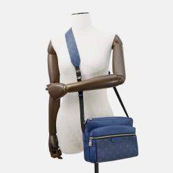 Pre Owned Louis Vuitton Outdoor Messenger Taigarama Cobalt Taiga Leather Monogram Size PM