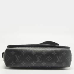 مملوكة مسبقًا Louis Vuitton District PM Monogram Eclipse Canvas Messenger Bag