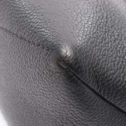 مملوكة مسبقًا حقيبة كتف رسول لويس فويتون سومور من القنب المطلي والجلد مونوغرام إكليبس أسود