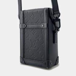 مملوكة مسبقًا Louis Vuitton Monogram Taurillon Vertical Trunk Wearable Wallet Shoulder Bag Black