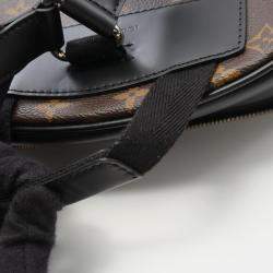 مملوك�ة مسبقًا حقيبة ظهر لويس فيتون جوش مغلفة قماش وجلد مونوغرام ماكاسار بني أسود