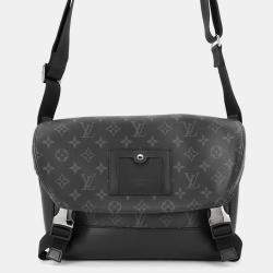 Pre Owned Louis Vuitton Messenger Voyage Noir Monogram Eclipse Size Pm