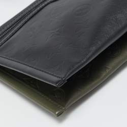 مملوكة مسبقًا حقيبة ماسنجر مزدوجة مسطحة لوي فيتون شادو مونوغرام جلد أخضر جيشي/أسود