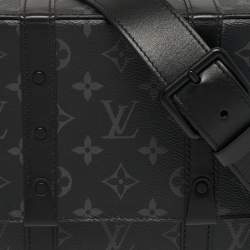 مملوكة مسبقًا Louis Vuitton Trunk Monogram Eclipse Canvas Messenger Bag