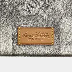 مملوكة مسبقًا Louis Vuitton Damier Salt Trio Shoulder Bag