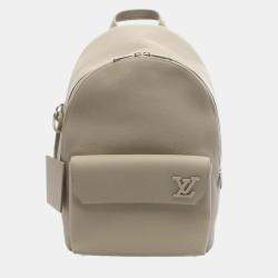 مملوكة مسبقًا Louis Vuitton Take Off Rucksack  Leather Backpack Bag With Lv Aerogram Logo  Green