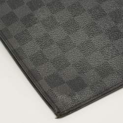 مملوكة مسبقًا Louis Vuitton Damier Graphite Canvas Pochette Jour GM Clutch