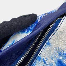 مملوكة مسبقًا Louis Vuitton Discovery Bumbag Blue Monogram Bandana Size Pm