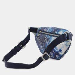 مملوكة مسبقًا Louis Vuitton Discovery Bumbag Blue Monogram Bandana Size Pm