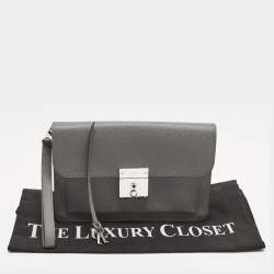 Pre Owned حقيبة صغيرة لوي فيتون بيلايا جلد تايجا رمادي