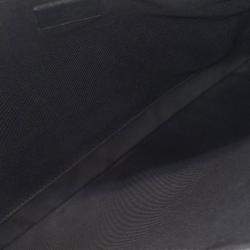 مملوكة مسبقًا Louis Vuitton Black Leather Shadow Discovery Pochette Clutch