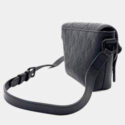 مملوكة مسبقًا محفظة قابلة للارتداء لوي فيتون جلد ظل أسود