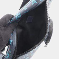 Pre Owned حقيبة خصر لويس فيتون ديوو سلينغ جلد مونوغرام شادو رمادي/أزرق