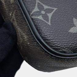 Pre Owned Louis Vuitton Alpha Messenger Noir Monogram / Galaxy