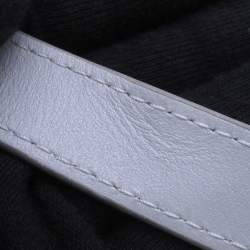 مملوكة مسبقًا حقيبة لوي فيتون شالك نانو رمادي أبيض مونوجرام