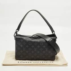 مملوكة مسبقًا Louis Vuitton Soul Trunk East West Monogram Eclipse Canvas Shoulder Bag